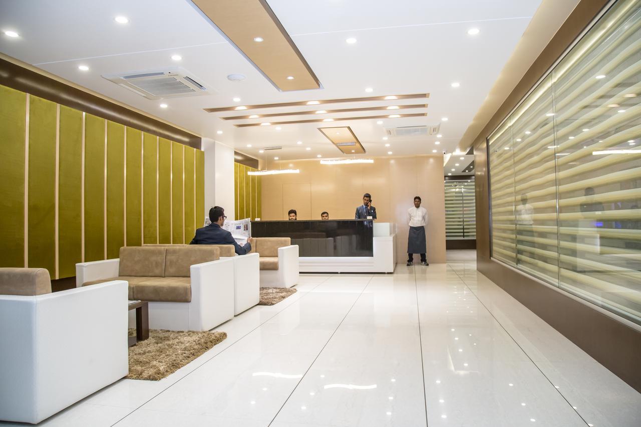 桔子国际酒店 苏拉特 外观 照片
