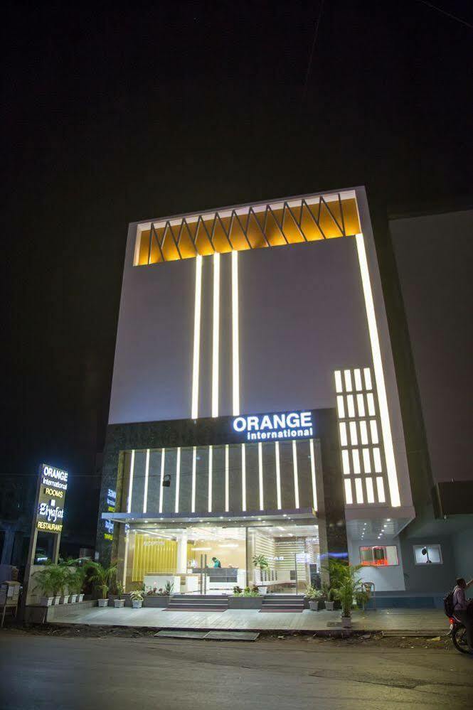 桔子国际酒店 苏拉特 外观 照片